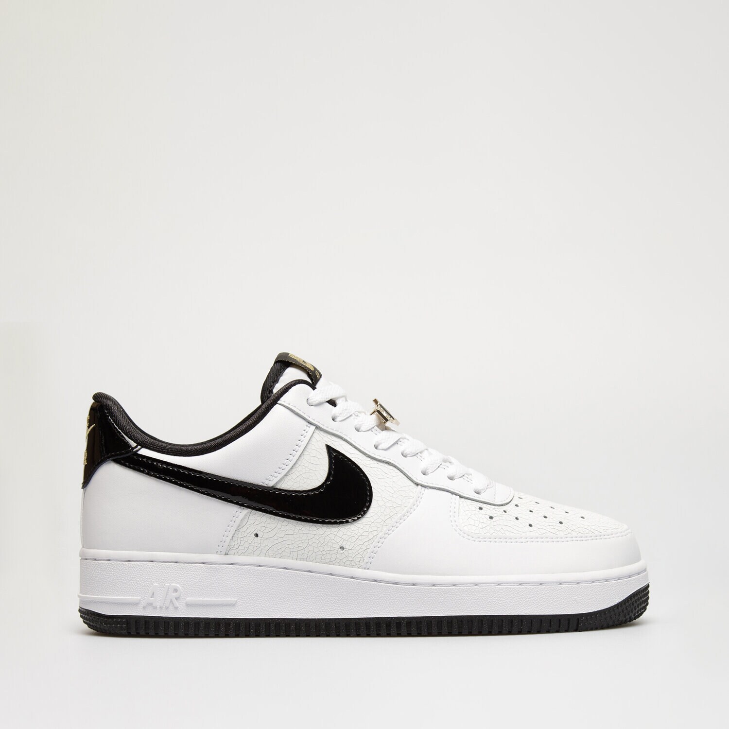 ★NIKE★Air Force 1 07 LV8★IB6388-100★ Nike Air Force 1 07 LV8 Smoke IB6388-003 从120,00 €