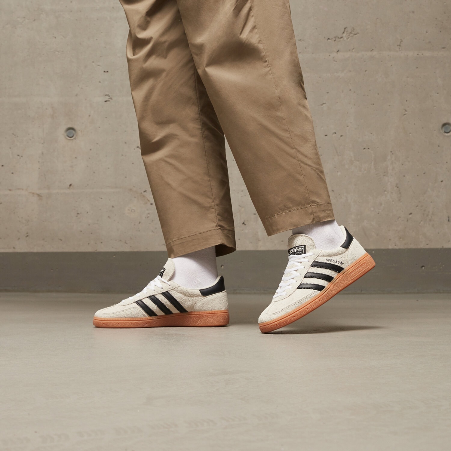 ★adidas★ [IF6562] HANDBALL SPEZIAL W Sneakers ADIDAS HANDBALL SPEZIAL W IF6562 • Bej • Femei • JD