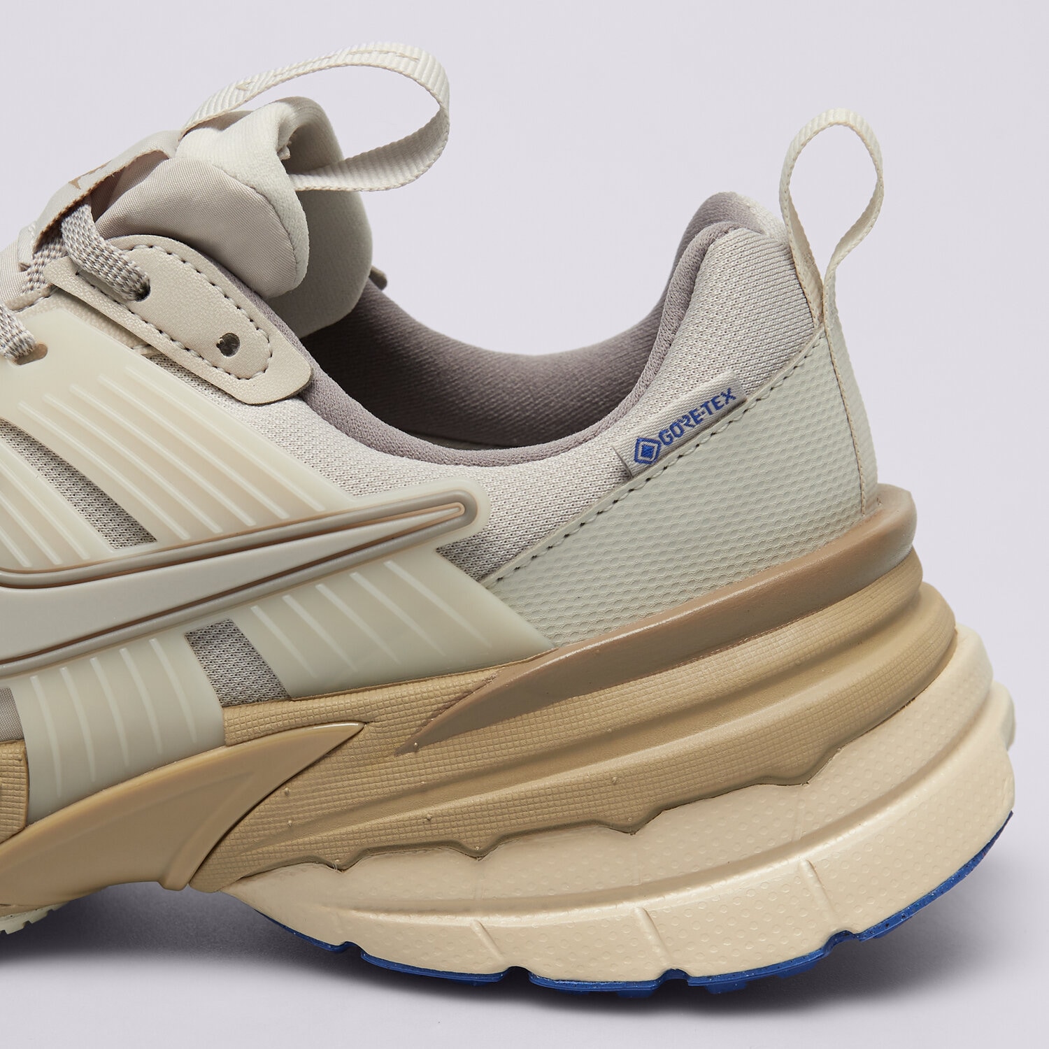 NIKE V2K RUN GTX FZ2622-002 ✓ Bej | Femei Sneakers | Sizeer