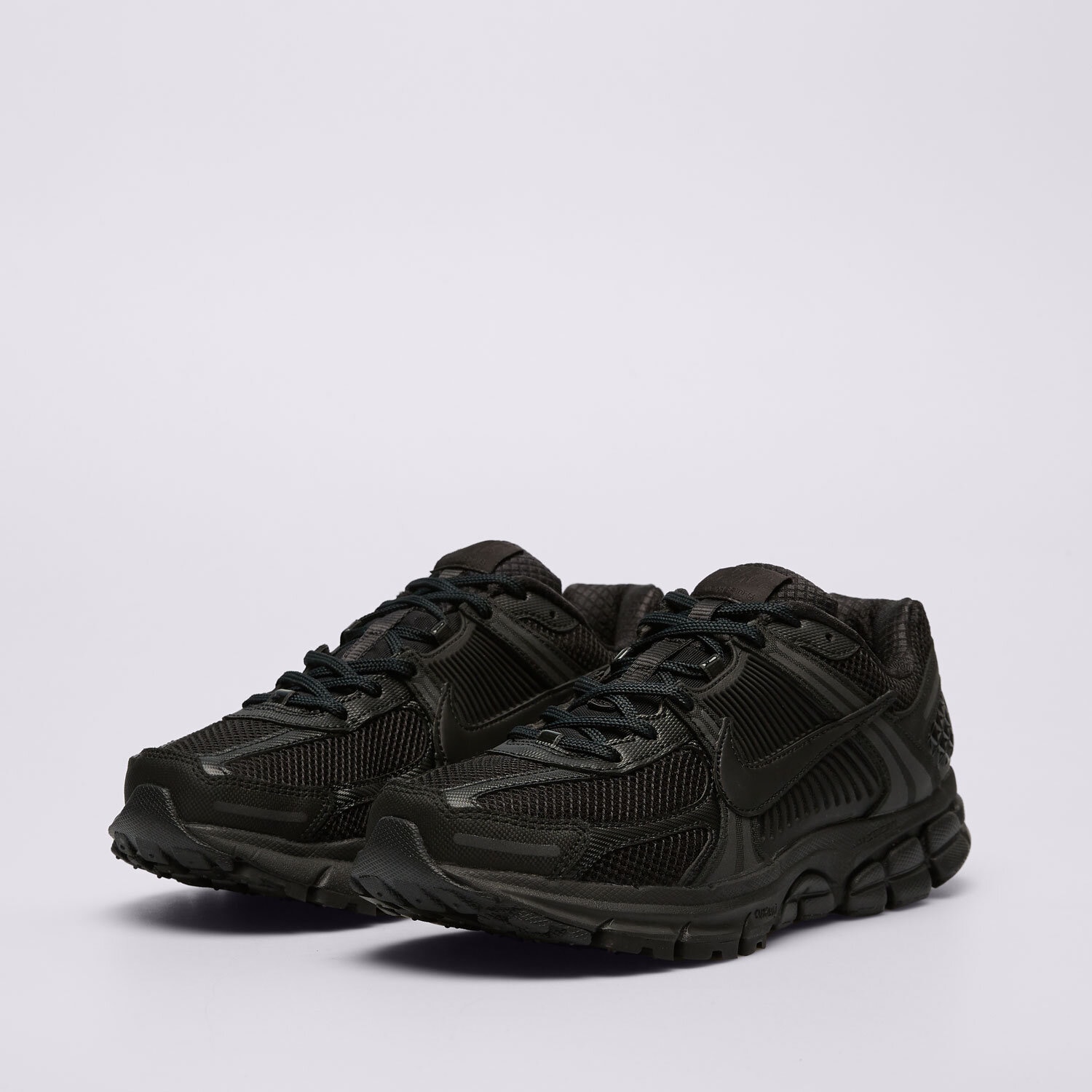 NIKE ZOOM VOMERO 5 BV1358-003 ✓ Negru | Bărbați | Sizeer