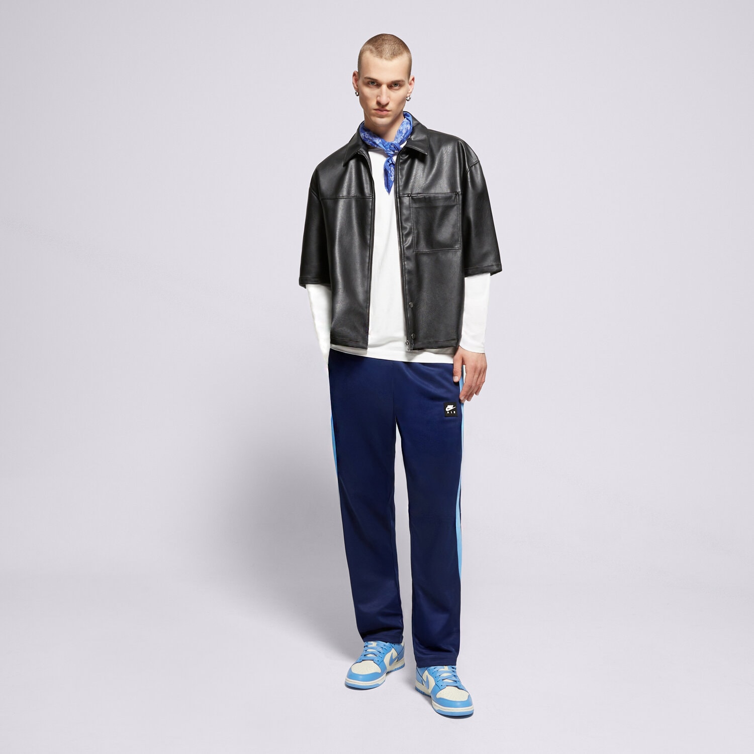 NIKE PANTALONI M NIKE AIR PK TRACK PANT HJ0283-492 ✓ Bleumarin