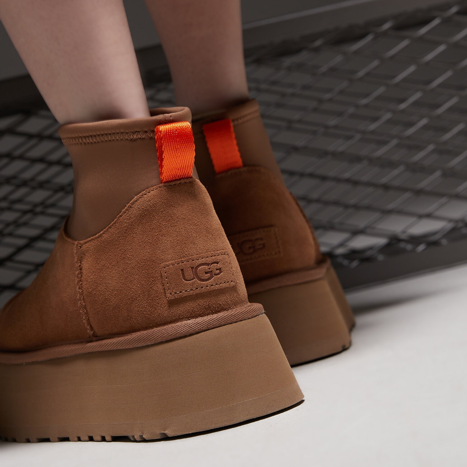Ugg W Classic Mini Dipper — foto 3