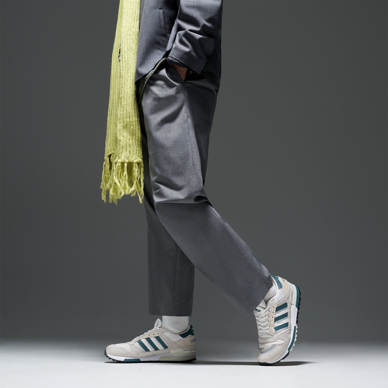 ADIDAS ZX 600 JP8180 ✓ Alb | Bărbați Sneakers | Sizeer Romania ✪