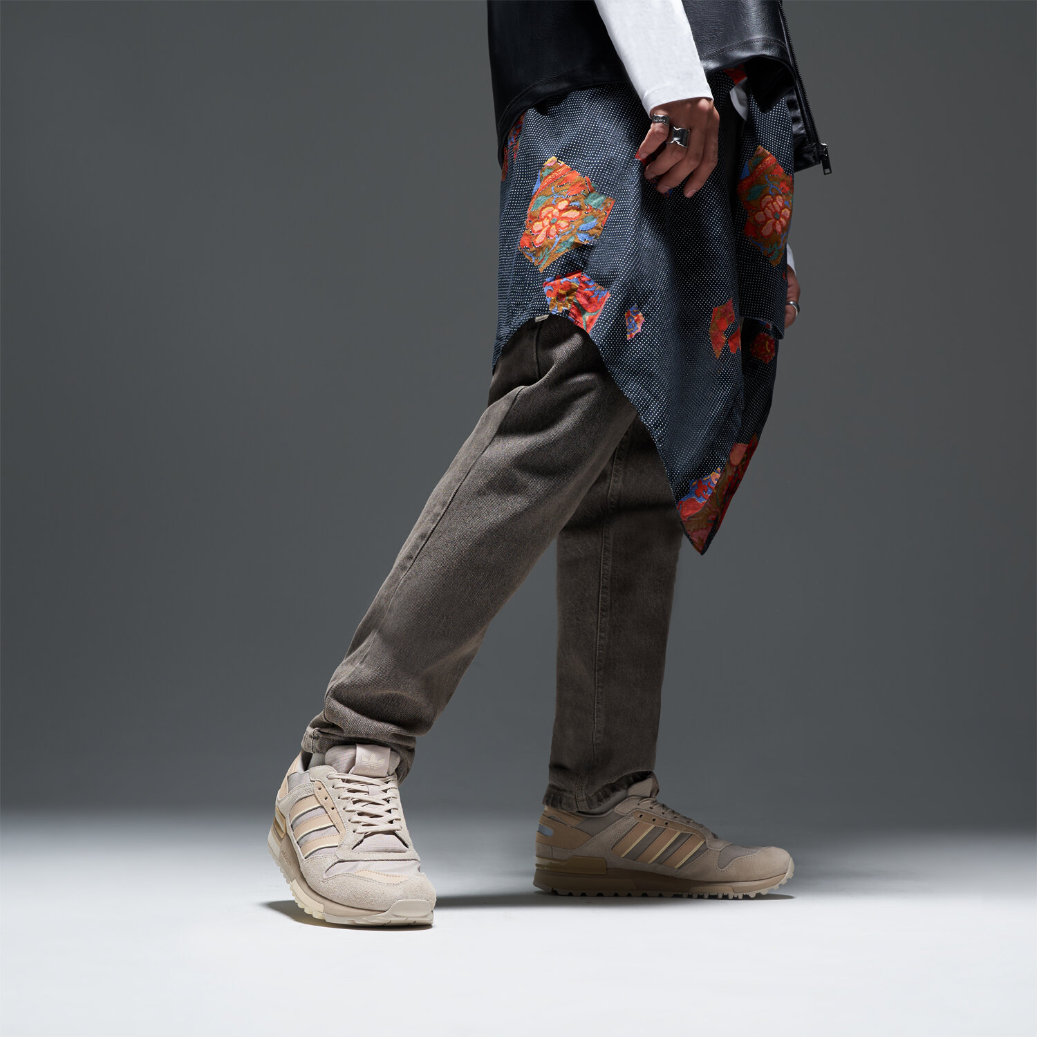 ADIDAS ZX 600 JR8739 ✓ Bej | Bărbați Sneakers | Sizeer Romania ✪