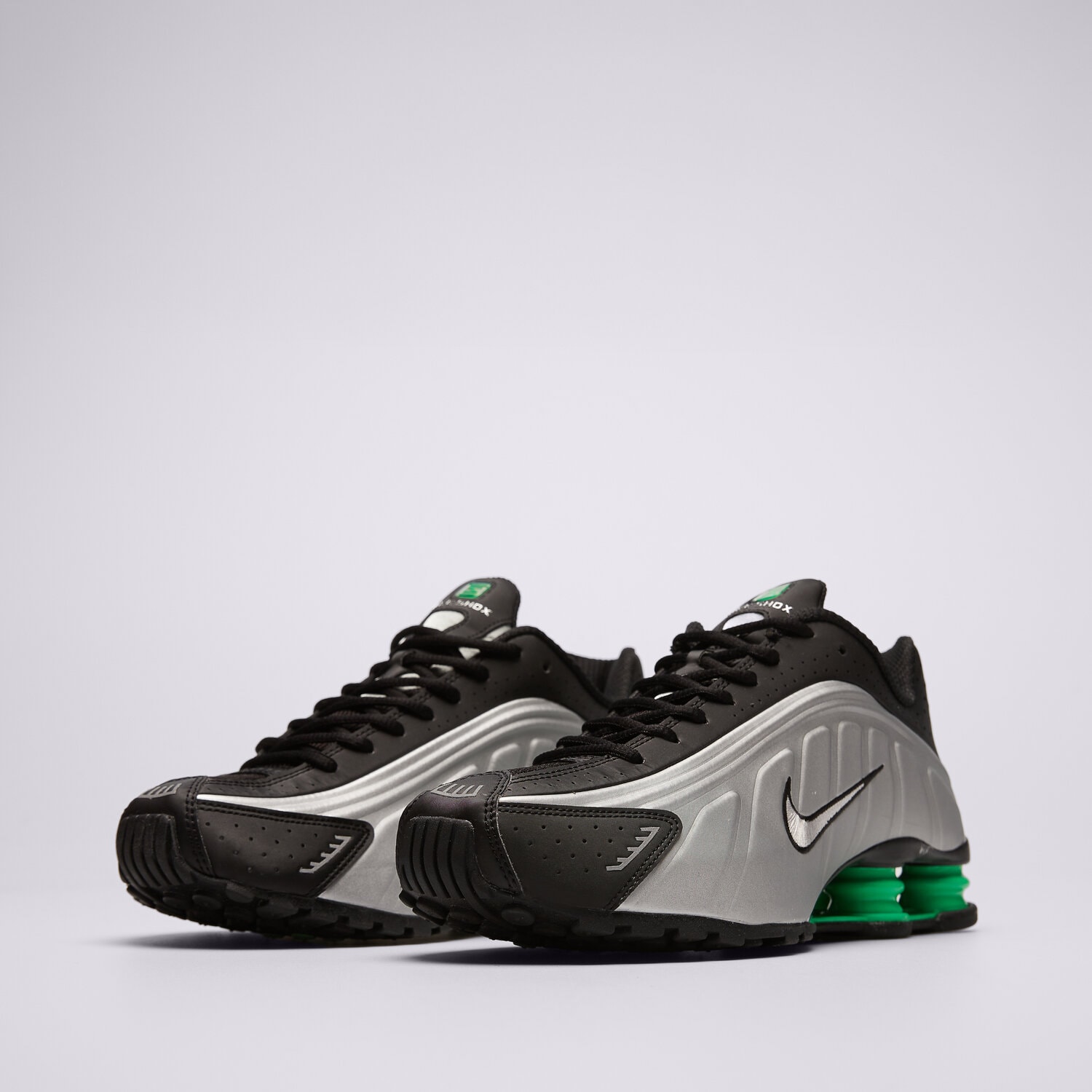 NIKE SHOX R4 HQ1988-006 ✓ Negru | Bărbați Sneakers | Sizeer