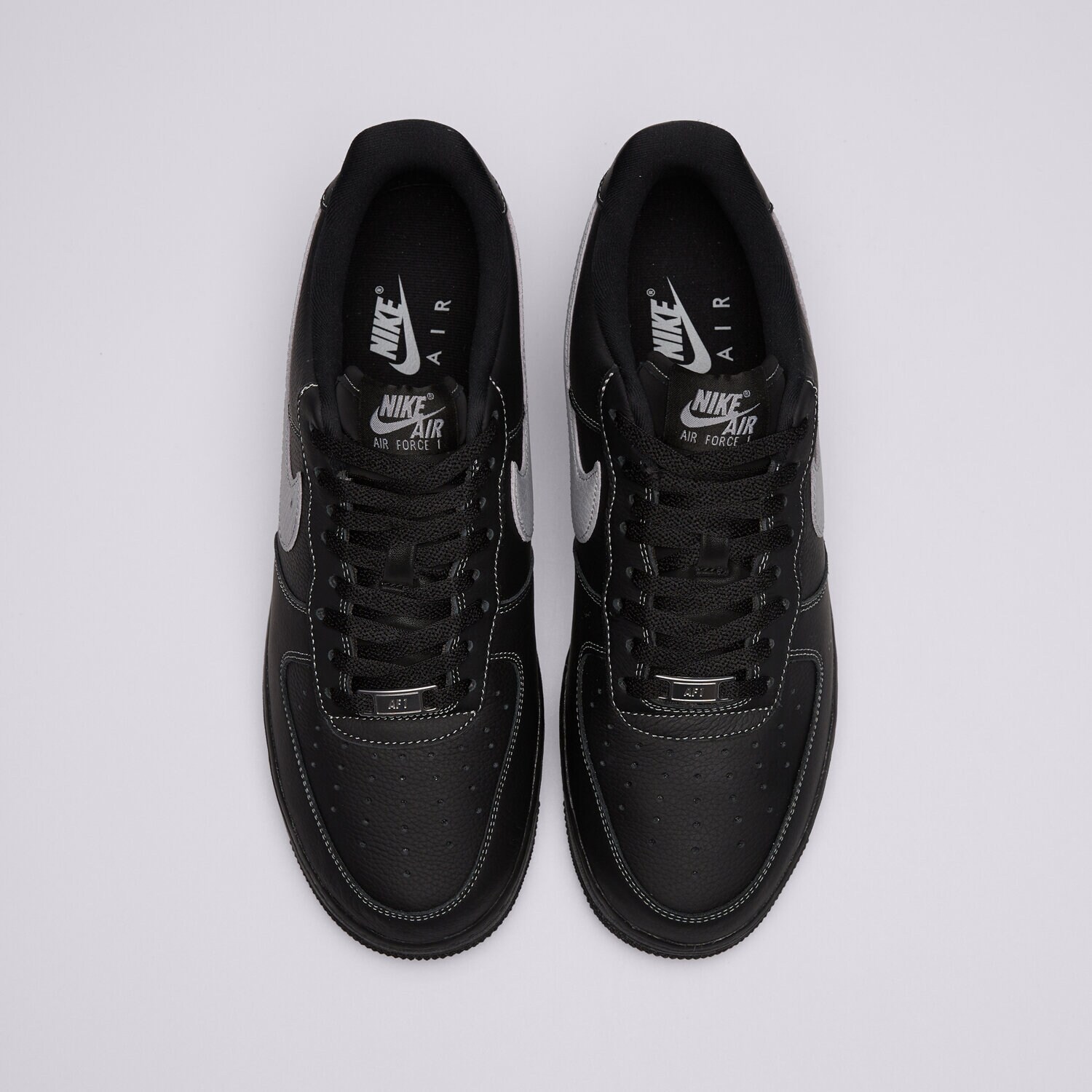 AIR FORCE 1 ＇07 LV8　HQ2037-006 NIKE AIR FORCE 1 '07 LV8 ESS+ HQ2037-006 ✓ Negru | Bărbați