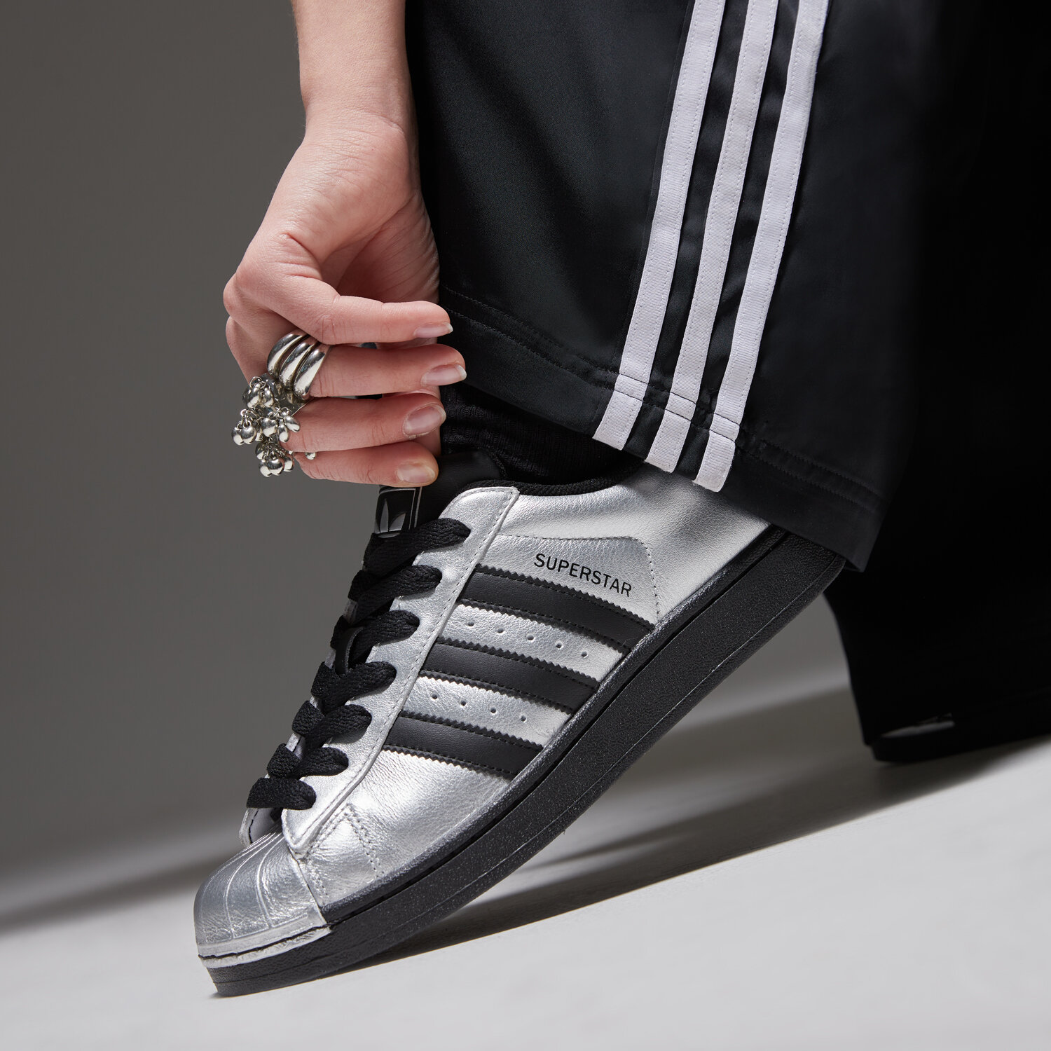 adidas gazelle silver green womens Adidas Superstar Metal Toe Chrome Copper Toe (W)