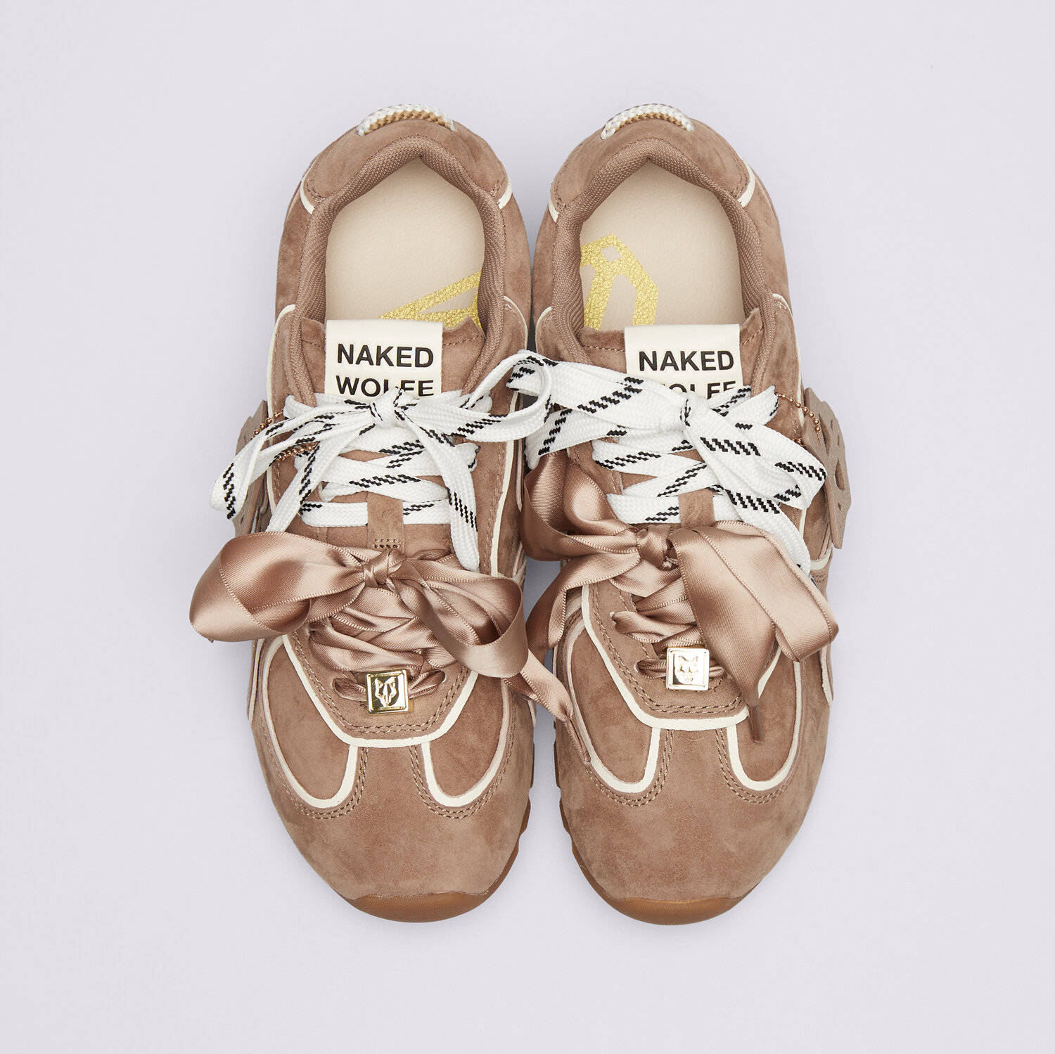 Naked Wolfe Adored — foto 4