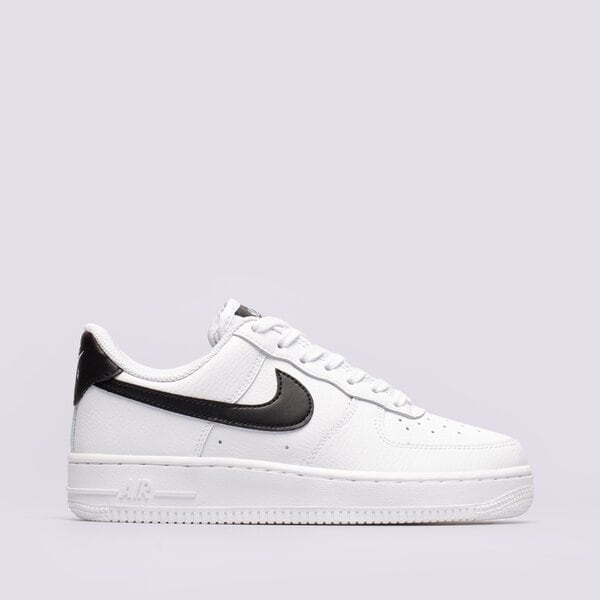 Nike Air Force 1 07