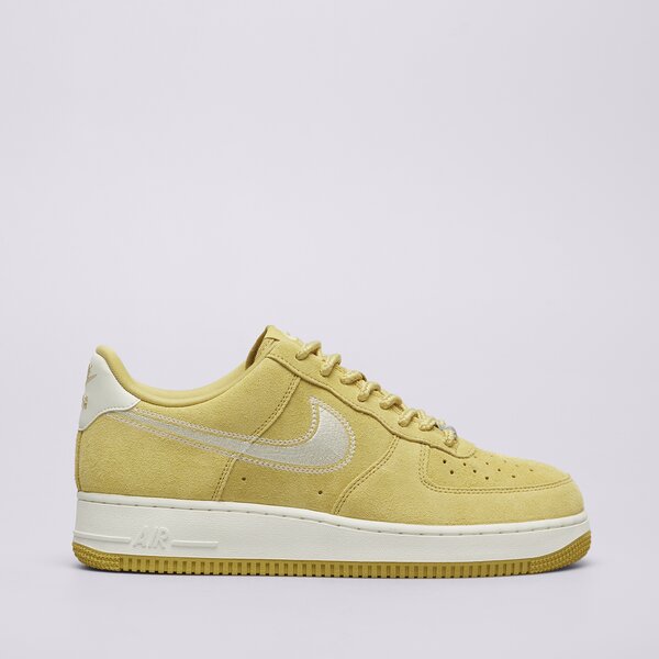 Nike Air Force 1 07 Lv8