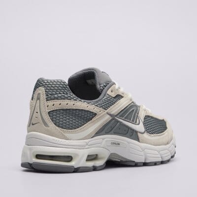 Nike Air Max Moto 2K Suede — foto 6